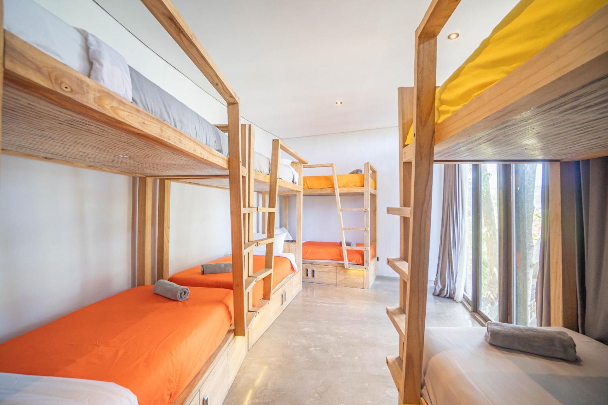 Bong Hostel Nusa Lembongan Exterior photo