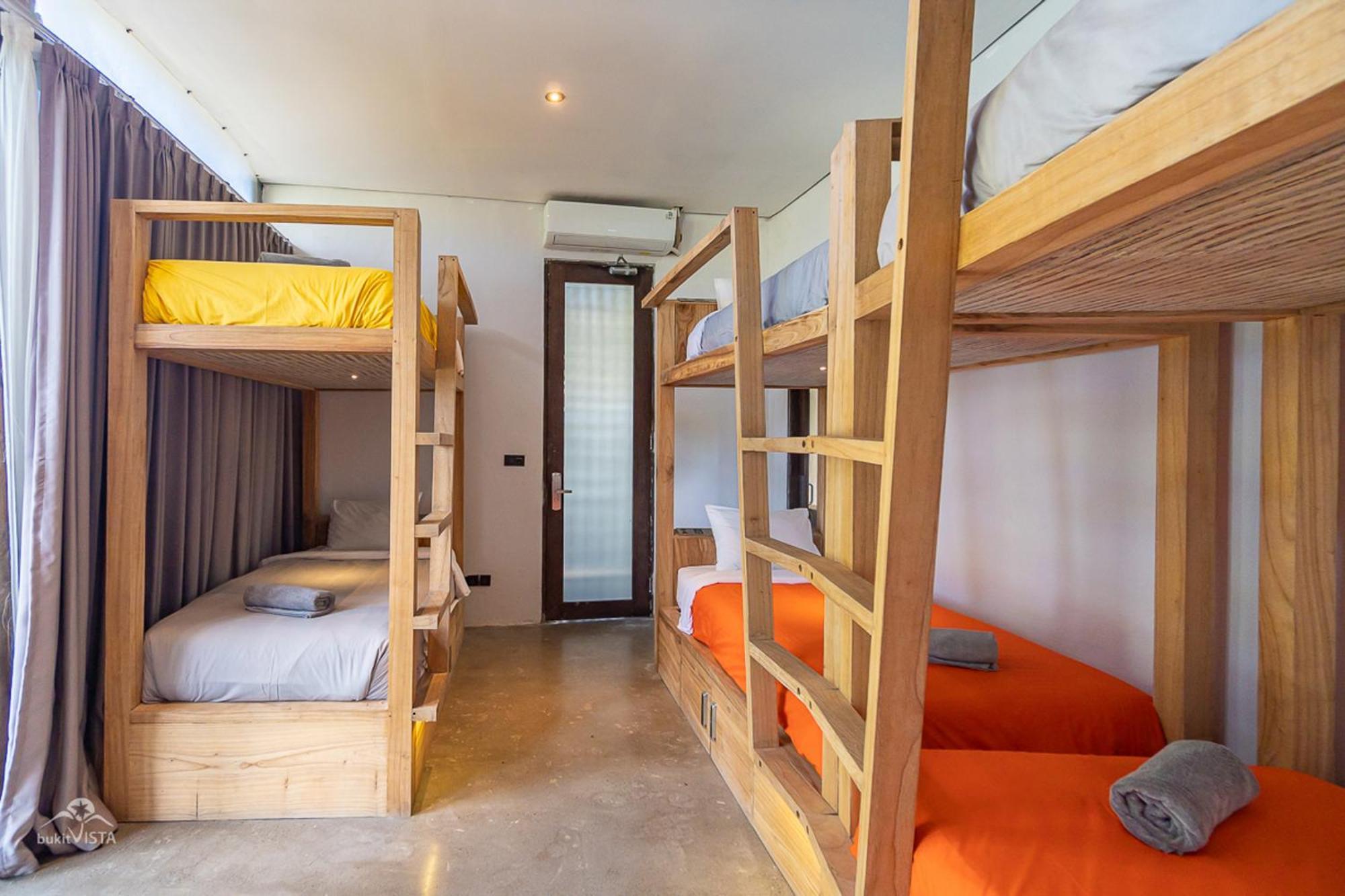 Bong Hostel Nusa Lembongan Exterior photo